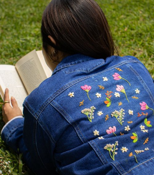 Casaca Denim Bordada
